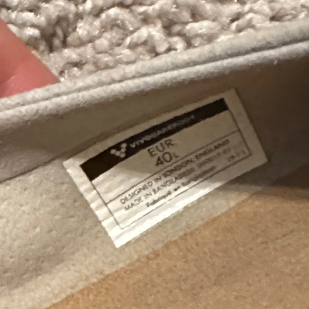 Vivobarefoot Women's Light Gray Flats - Picture 2 of 4